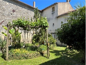 maison ancienne à la vente -   16240  VILLEFAGNAN, surface 134 m2 vente maison ancienne - UBI375251494